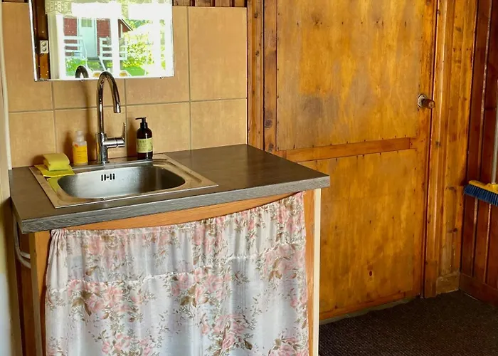 Domek letniskowy Little Garden House